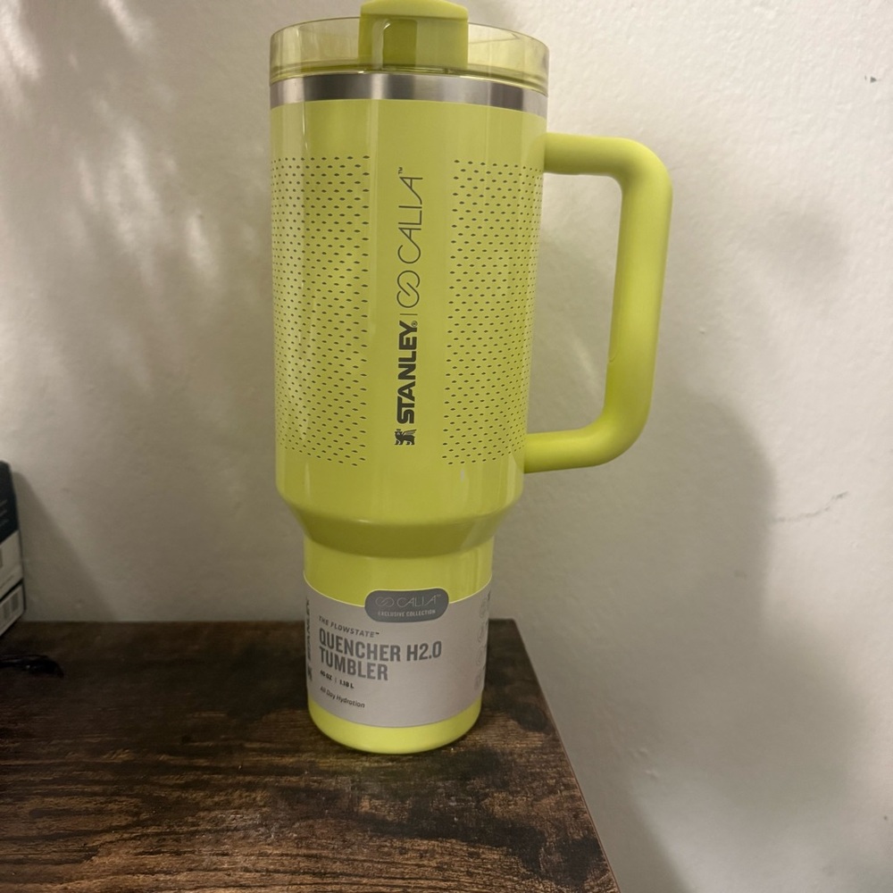 Stanley X Calia Lime Green Tumbler - Picture 2 of 4